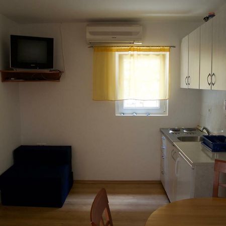 Apartment Viveniti Klenovica Eksteriør bilde